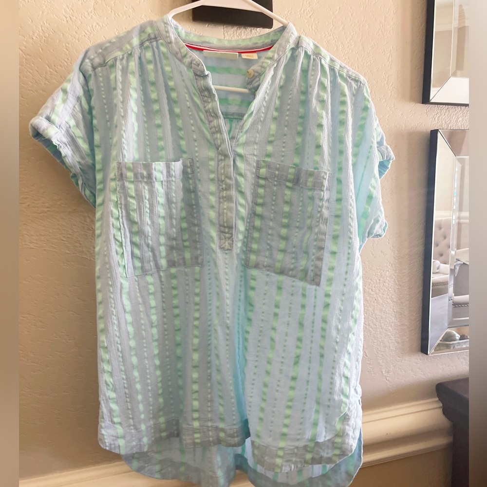 Mauve turquoise and green blouse size small